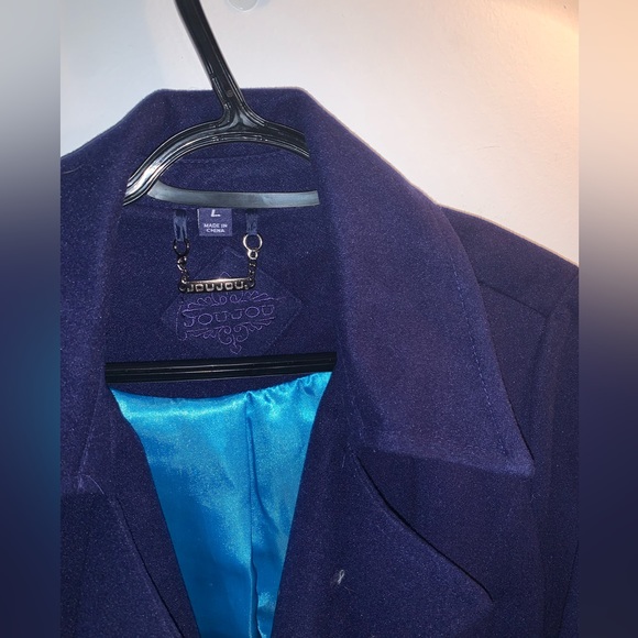 Wool trench coat - Picture 3 of 6